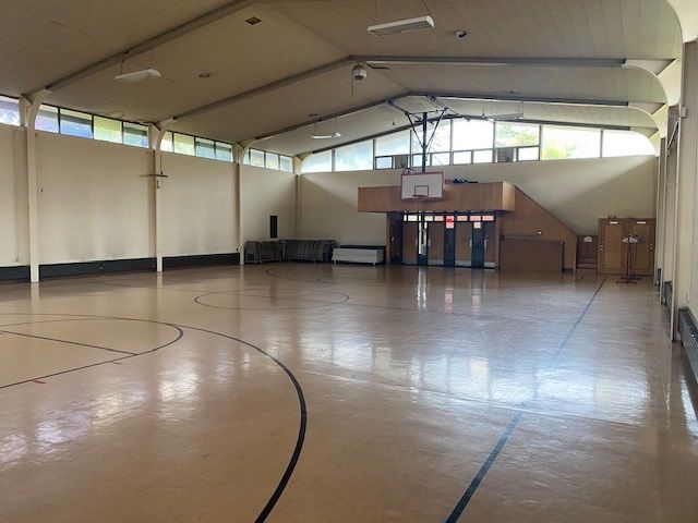 45 MacArthur Dr, Schenectady, NY 12302